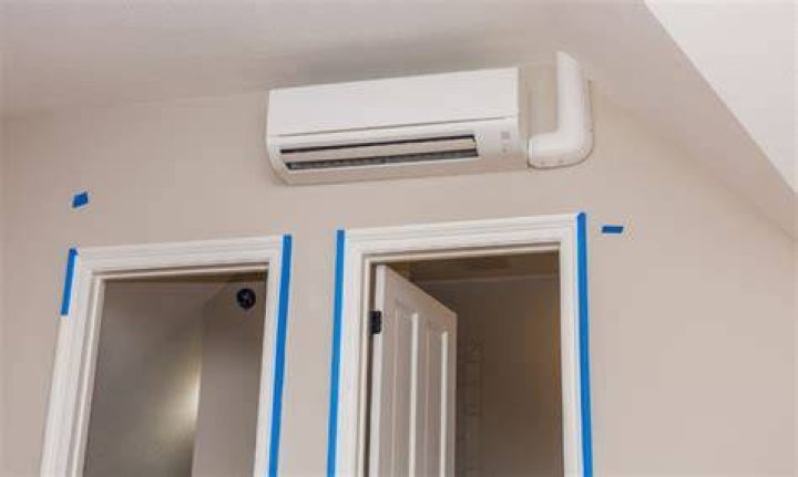 Can a split system air conditioner be installed on an internal wall