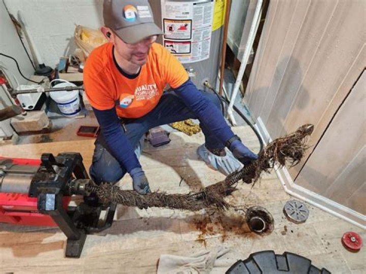 Can snaking a drain break a pipe?