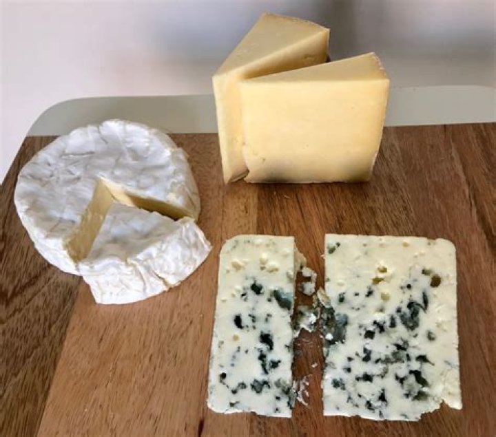 Do all cheeses have rennet?