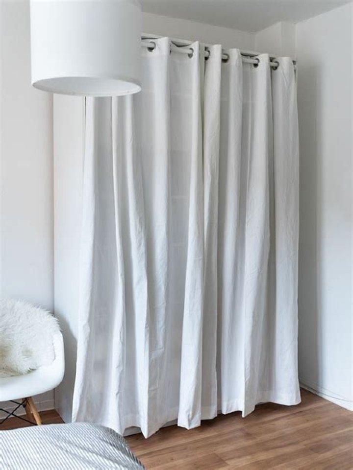 Does IKEA alter curtains