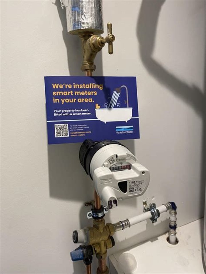 Does it cost to install a smart meter?