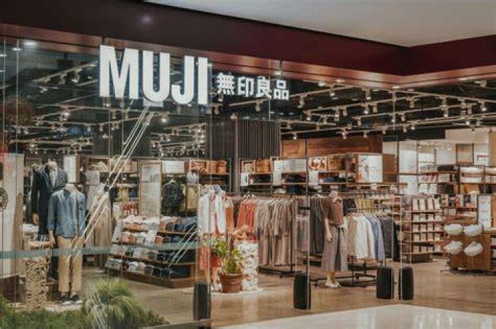 Does Muji have sales