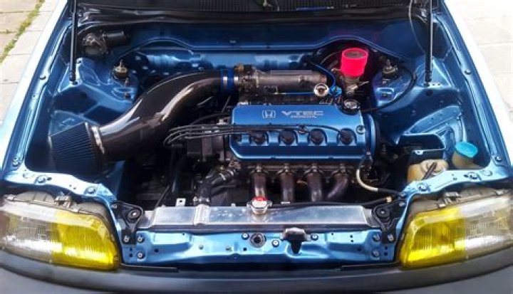 Does the Civic DX have VTEC?