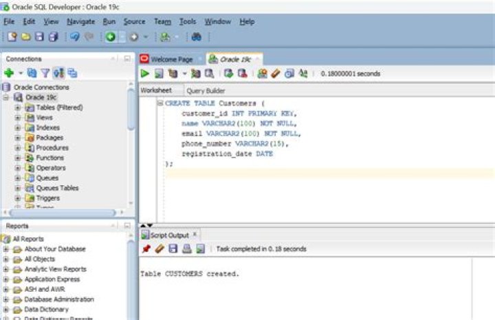 How can I compare data between two tables in Oracle?