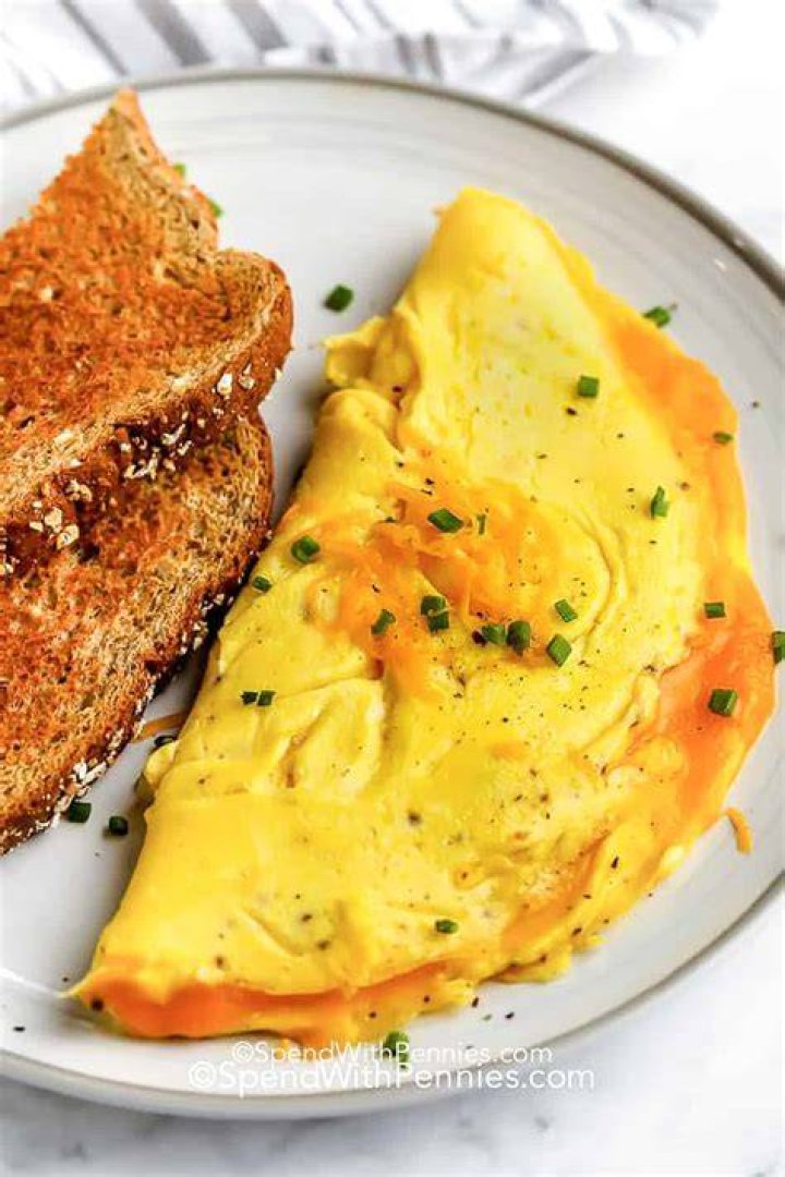 How do you make a simple cheese omelette?