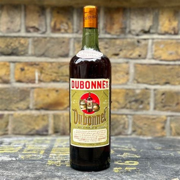 How is Dubonnet served?