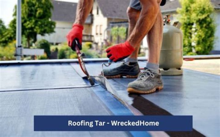 How long does Tar last on a roof