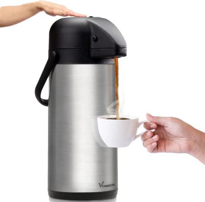 How much coffee does a thermos hold