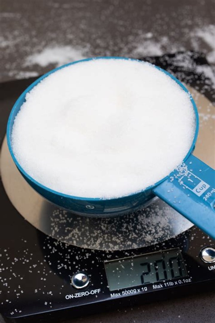 How much does 3 cups sugar weigh?