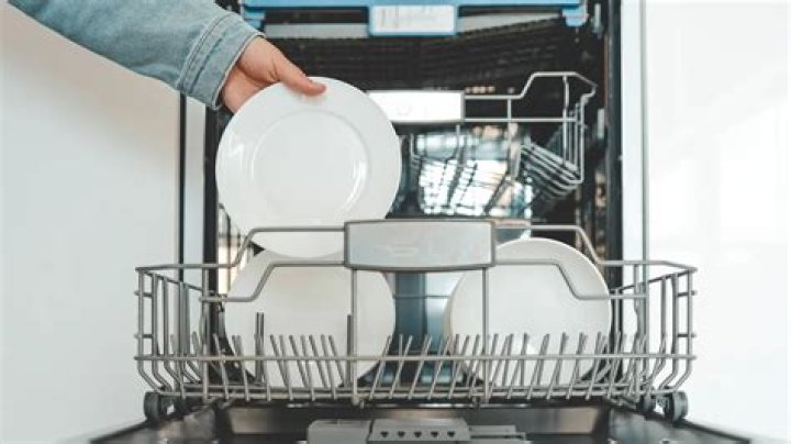 How much water does a dishwasher really use?
