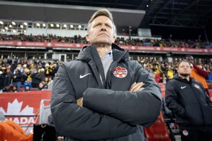 Is Canada coach still operating?