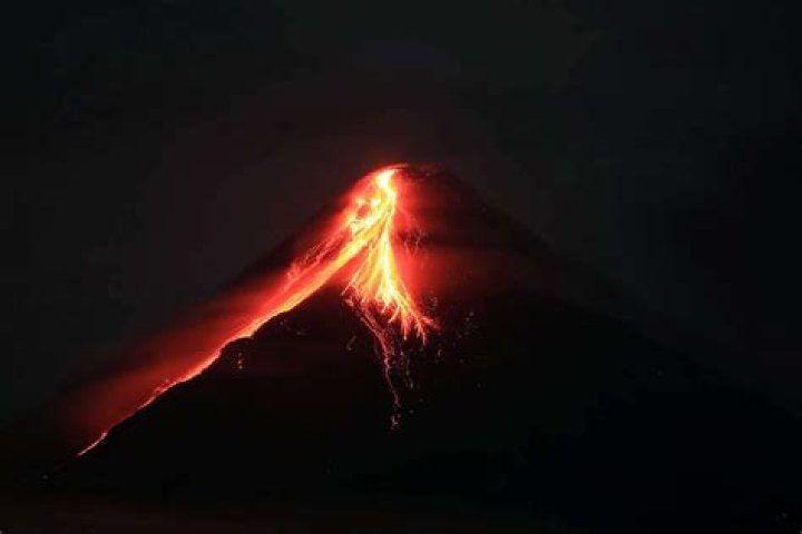 Is Carrizozo volcano active?