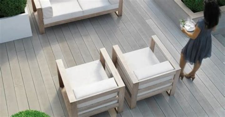 Is Oak good for decking