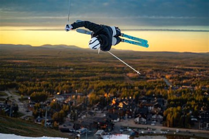 Is Selva open for skiing?