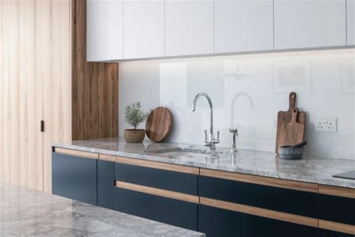 What can I use for a kitchen splashback