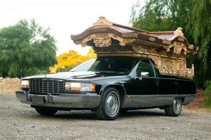 What does an empty hearse mean?