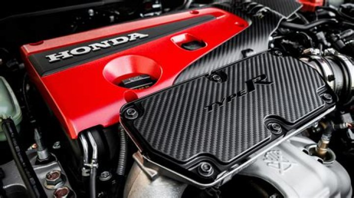 What engine does the RSX Type R have?