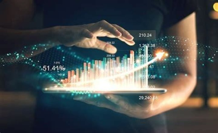 What is social and web analytics?