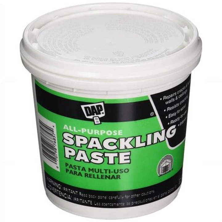 What is spackling paste made of