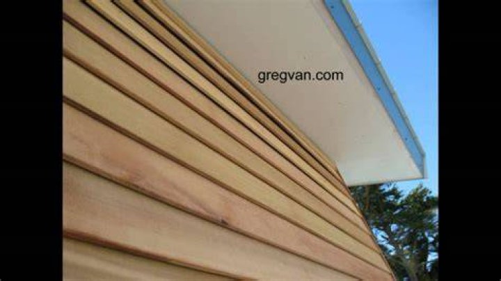 What nails should I use for cedar?