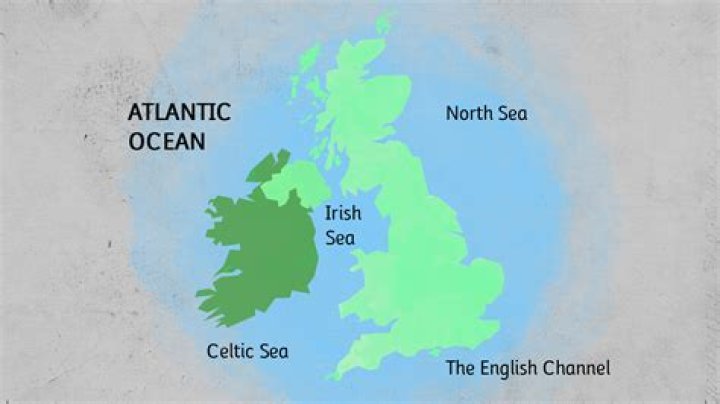 What Seas border the UK
