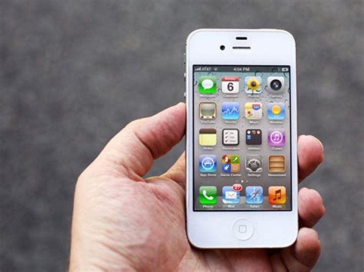 Which iOS version is best for iPhone 4S?