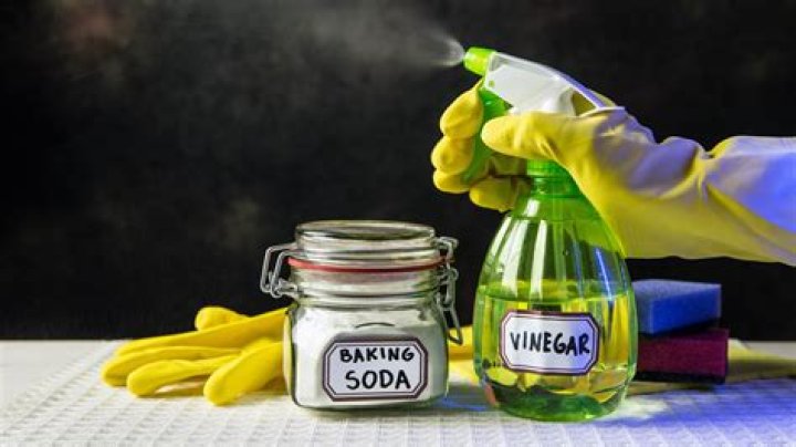 Will baking soda prevent rust?